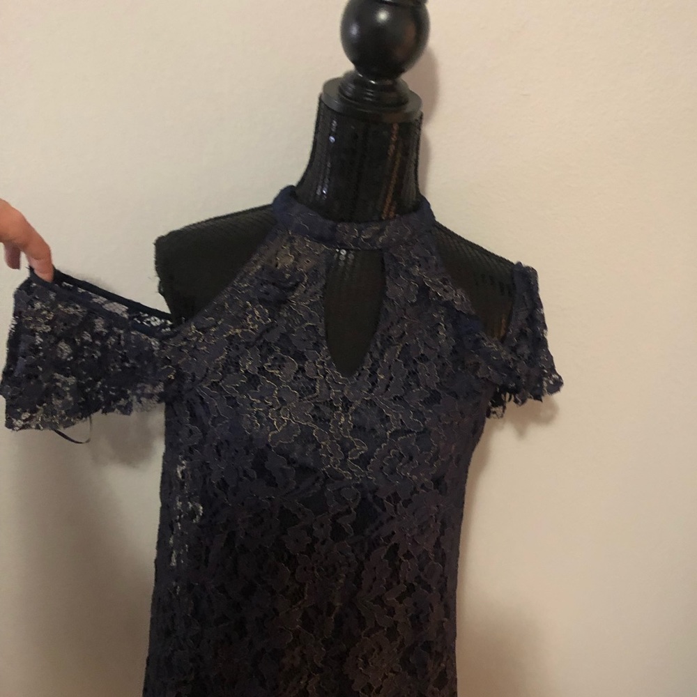 NWT Blue & Gold hue Lace Dress - Picture 3 of 6
